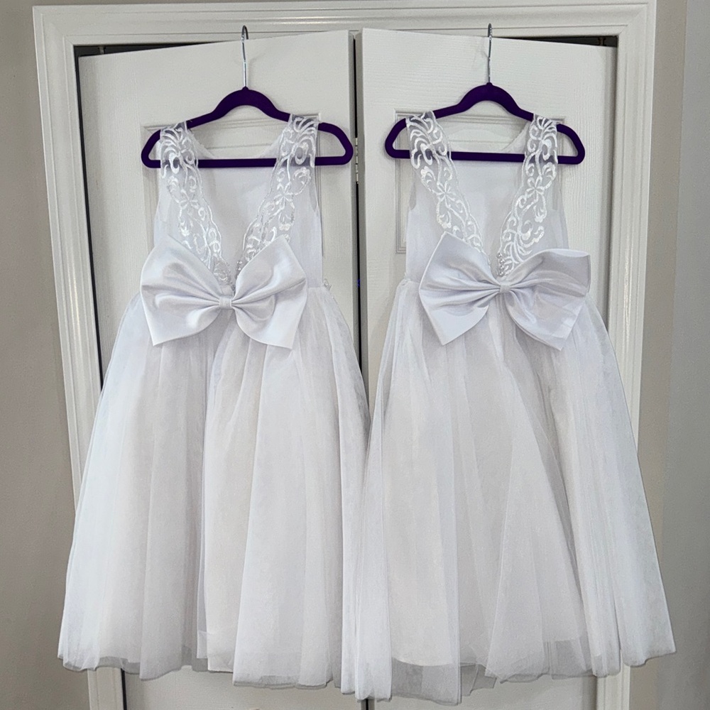 EUC- 1  Flower Girl Dresses- Elegant White Floral Kids Dress - Picture 2 of 8